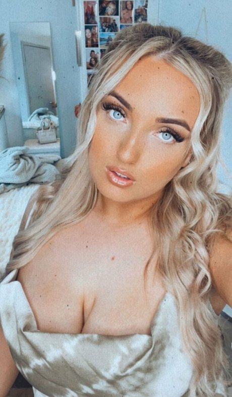 Olivia D onlyfans star