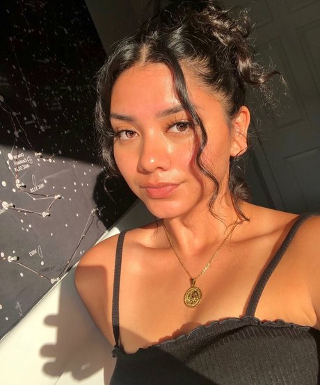 Candelaria leaked onlyfans