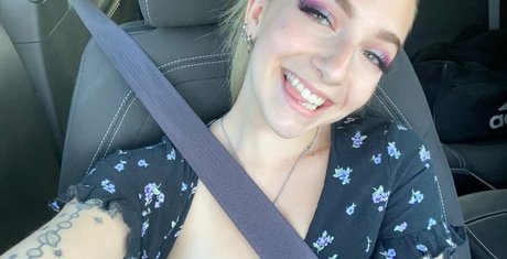 ravengonewildfree onlyfans xx