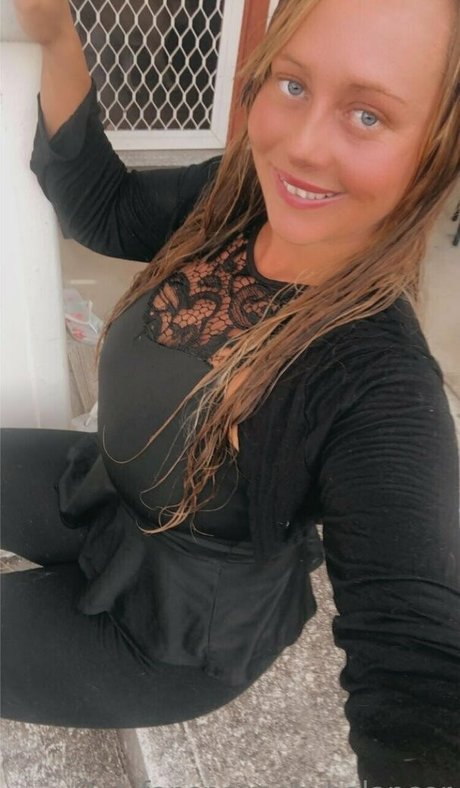 nevaehbalancer onlyfans topless