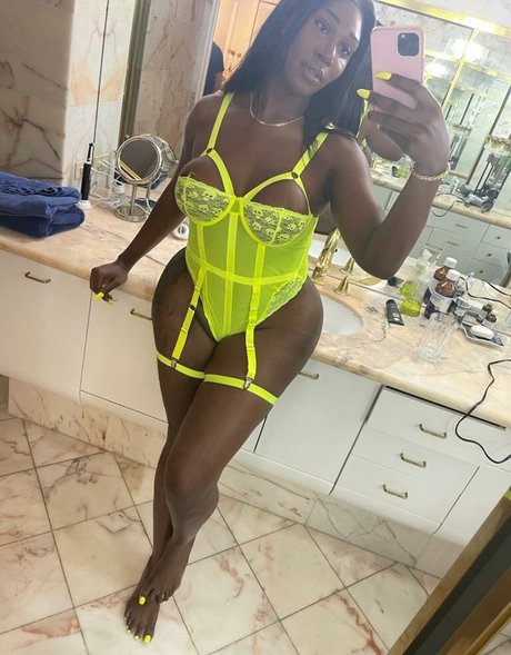 Ts Nidia only fans xxx