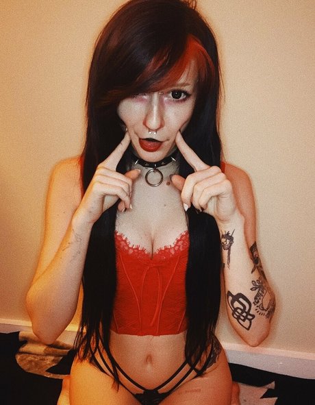 elflovingherself Profile pic