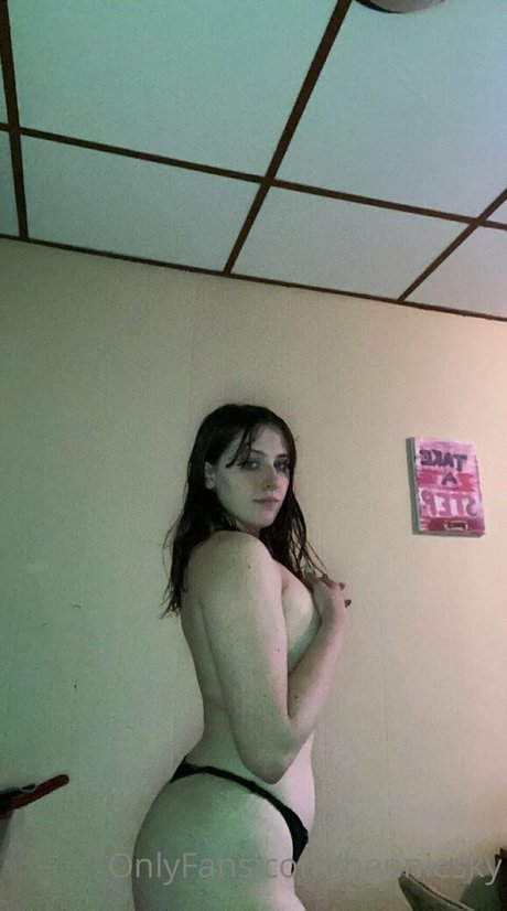 henniesky leaked only fans