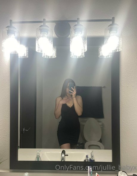 jullie babyx onlyfans leak naked