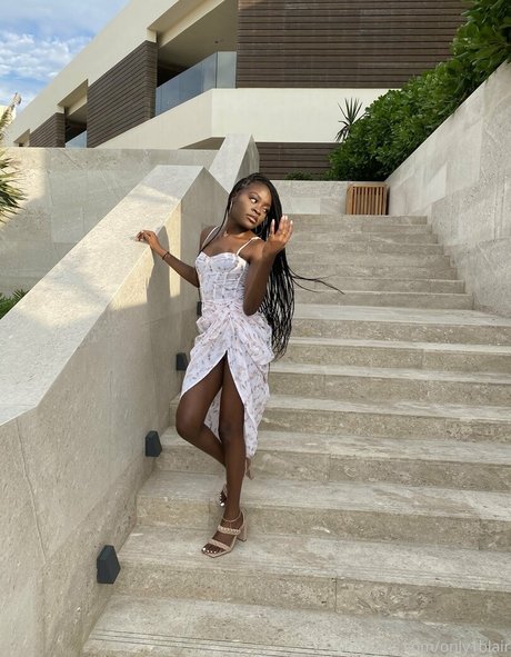 only1blair onlyfans naked leaks