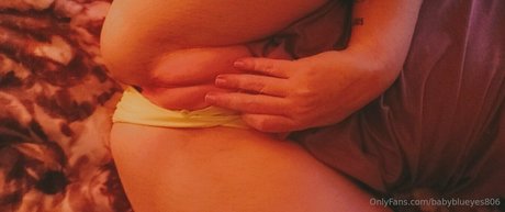 babyblueyes806 nude leaks onlyfans