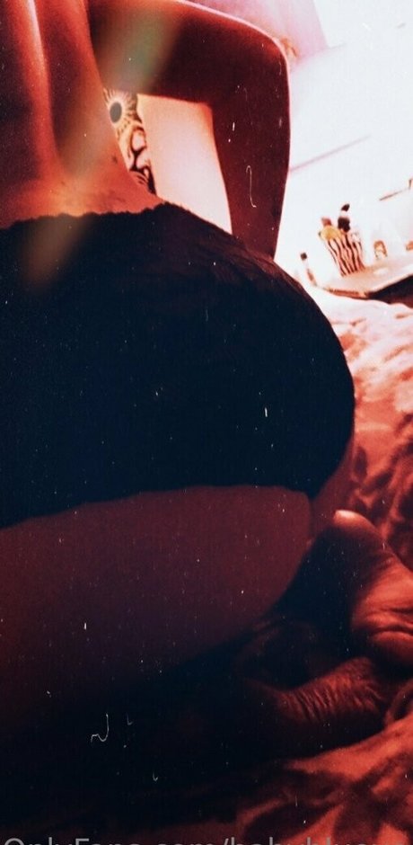 babyblueyes806 onlyfans naked leak