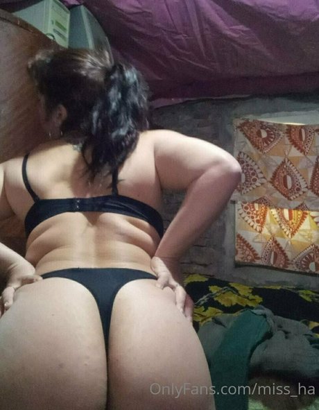 miss ha only fans nude