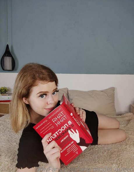 tiny model queen leak onlyfans nude