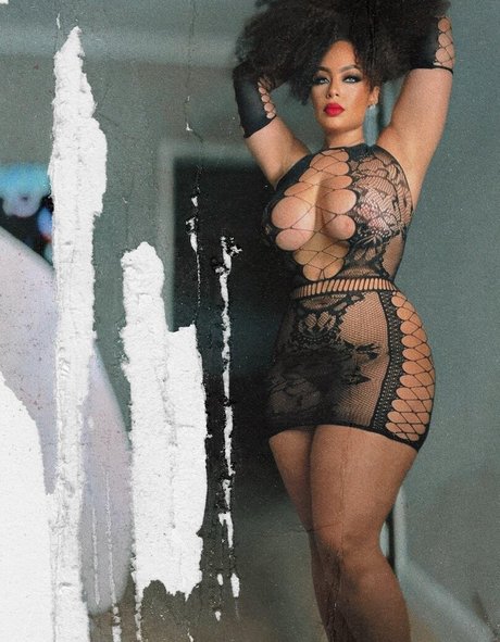 Lovesirensong naked on onlyfans