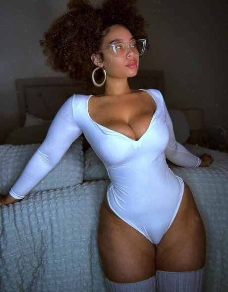 Lovesirensong strip onlyfans