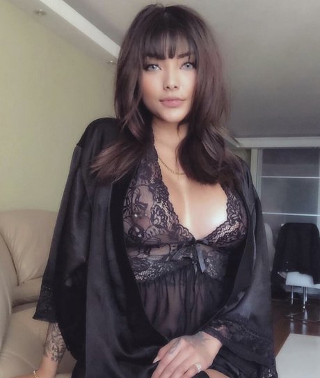 Cassie Vanity onlyfans naked