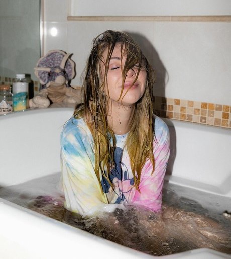 Alison Wonderland onlyfans