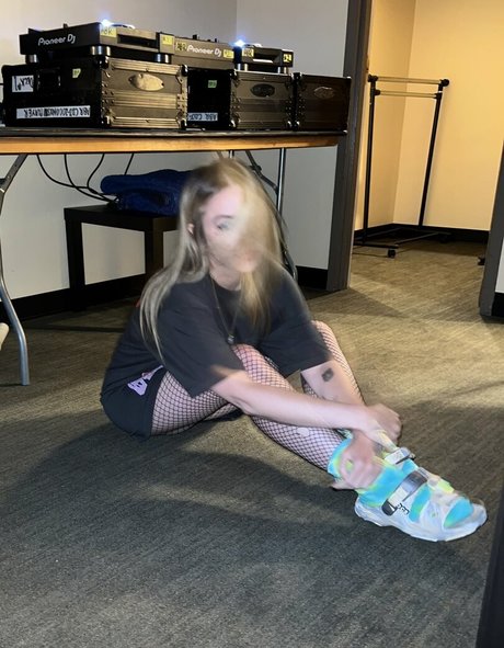 Alison Wonderland only fans content