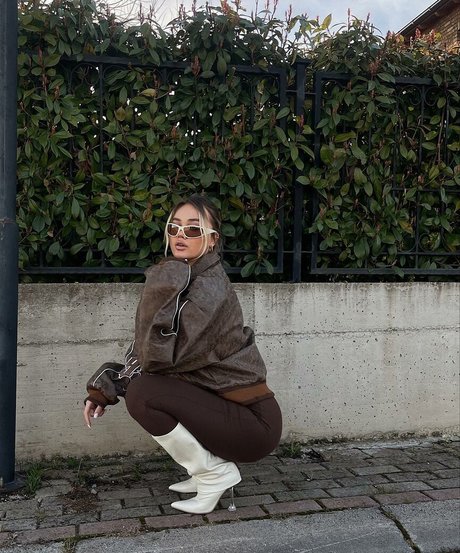 Uresa Zogu nude onlyfans leaked