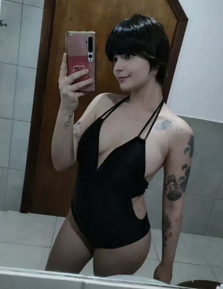 Lari Anjos nude leaked onlyfans