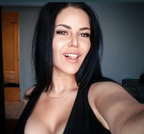 Annah belle desnuda onlyfans