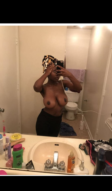 Noelle KaylahRich only fans leak nude