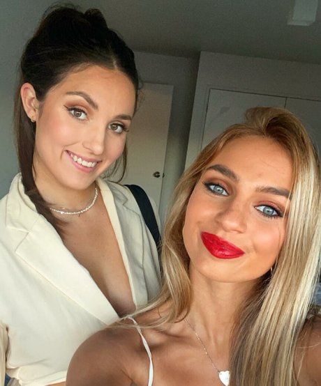 Amber Lee Lockhart onlyfans nide