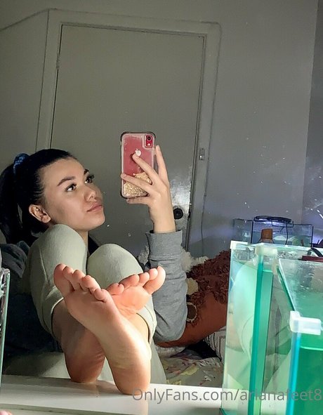 arianafeet8 onlyfans porn leaked