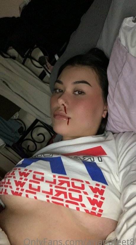 arianafeet8 naked onlyfans pics