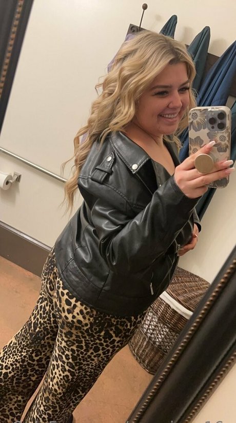 maryjane16x onlyfans nude leak