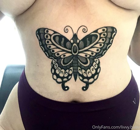 livvy baby onlyfans posts