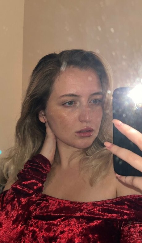 yourwhiterabbitt onlyfans leaked free