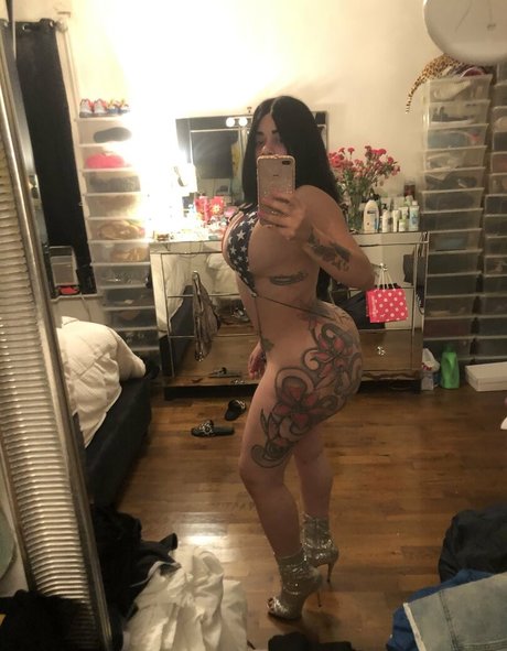 mollywoodz_ naked onlyfans leak