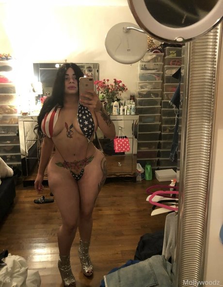 mollywoodz_ free only fans
