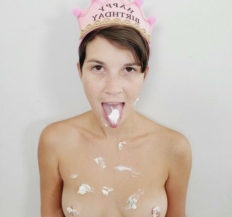 sweetbabyrae xo porn only fans