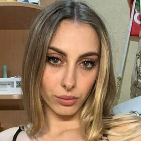 irenehc99 only fans xxx