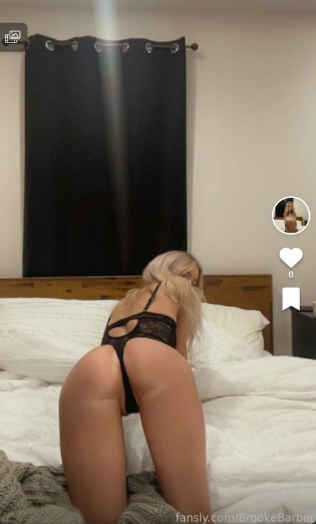 Ella Moore onlyfans naked