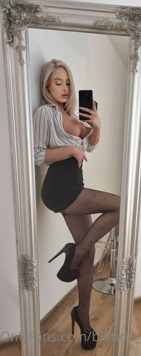 Anna Brown onlyfans model