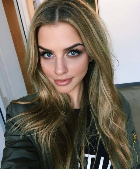 Marina Laswick fans only