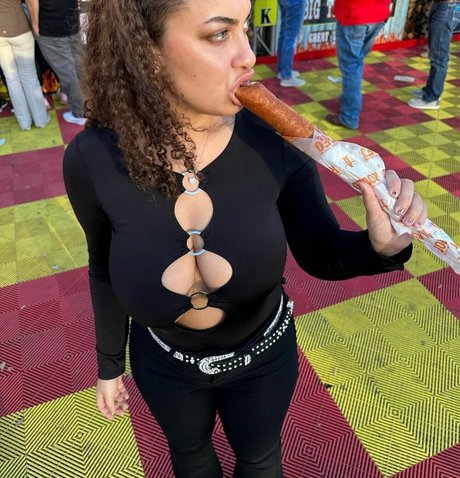 Kennedy Norwood onlyfans photos