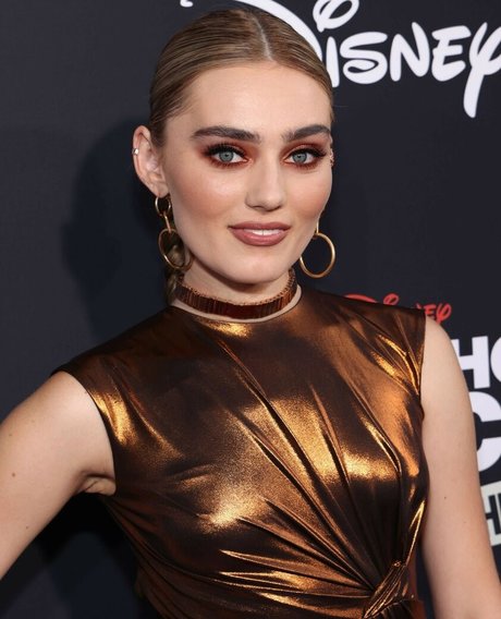 Meg Donnelly onlyfans sexy