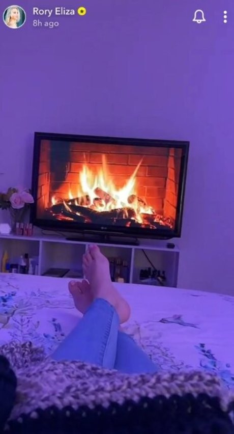 Rory Eliza onlyfans model