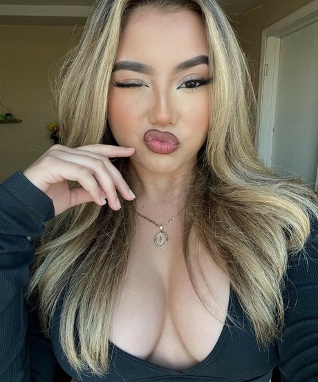 Gisselle Next Door porn onlyfans leaks