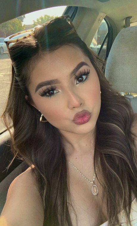 Gisselle Next Door nudes onlyfans leak