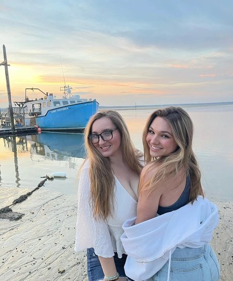 Angelina C feet onlyfans