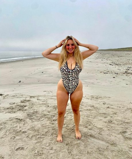 Angelina C onlyfans leaks porn