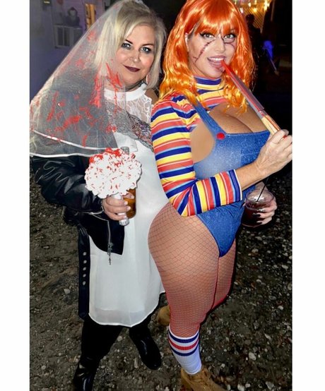 Barbie Howell nude onlyfans leak