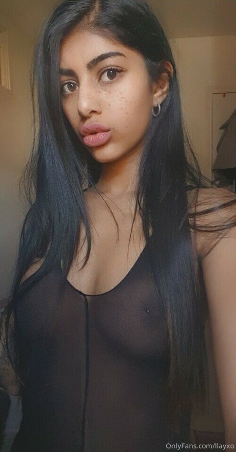 Llayxo onlyfans striptease