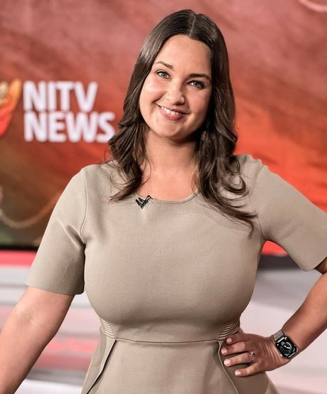 Rae Johnston onlyfans leaked tits