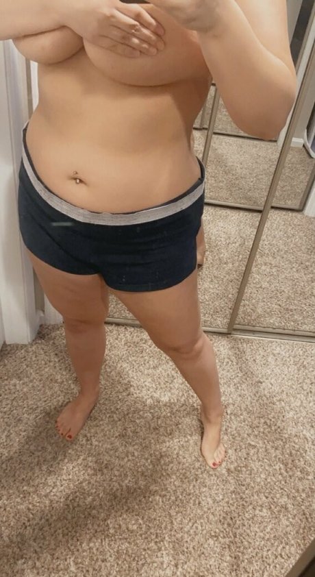 isabellaah onlyfans content type