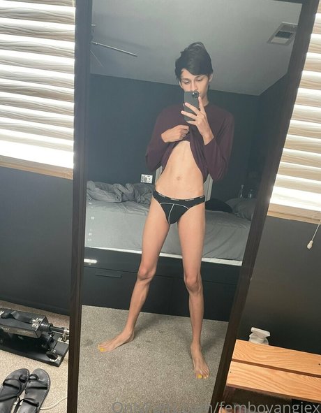 femboyangiesfeet onlyfans x