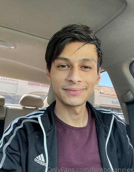 femboyangiesfeet nudes only fans