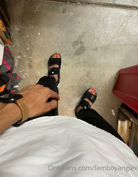 femboyangiesfeet onlyfans leak