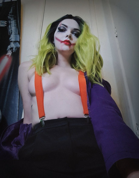 Louise Julie naked onlyfans leak